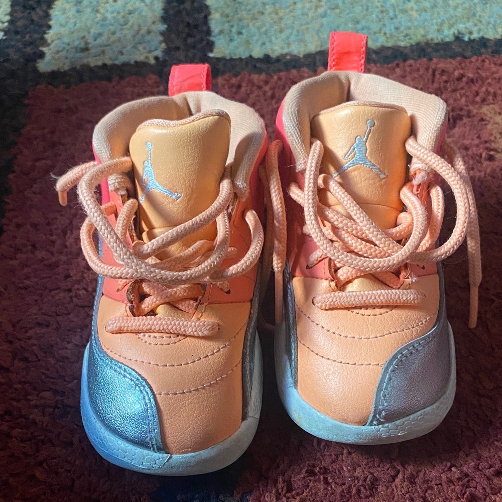 Jordan Kids Sneakers in Orange and Silver